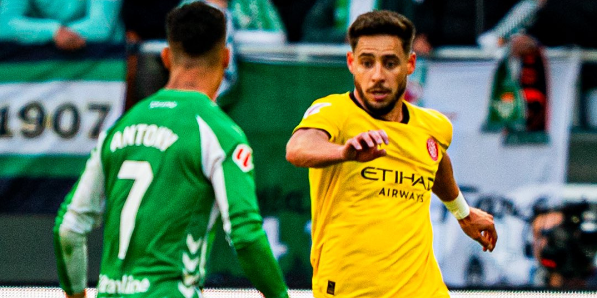 El mensaje de Álex Moreno tras enfrentarse al Betis