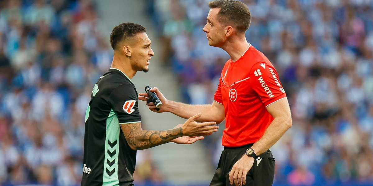 Polémicas declaraciones de Joel Roca sobre la roja de Antony