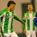 Nelson Deossa en el partido del Betis ante el Zagreb