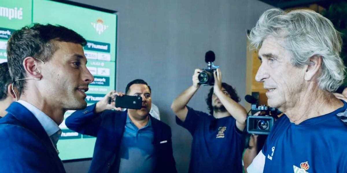 Canales y Pellegrini se saludan en la despedida del cántabro