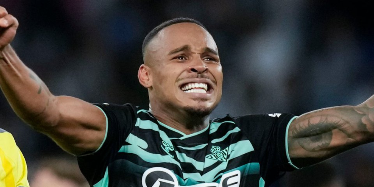 Natan celebrando una victoria de Betis