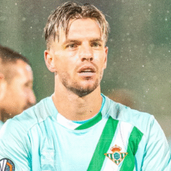 Lo Celso celebrando un gol con el Betis