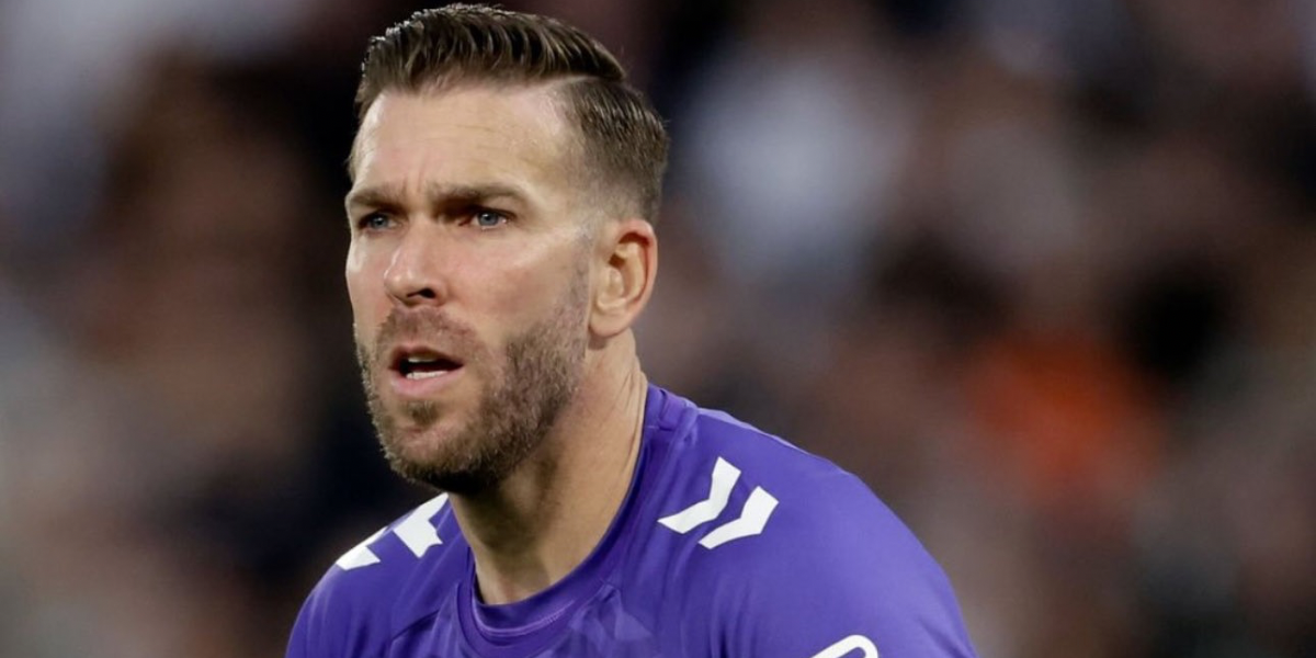 Adrián durante un partido del Betis 