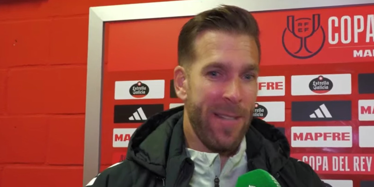 Adrián en zona mixta tras su gran actuación en Murcia