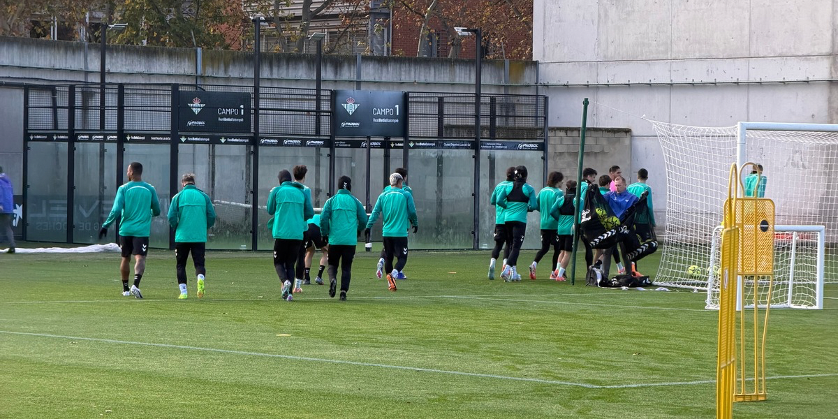Entrenamiento del Betis previo al choque ante el Madrid