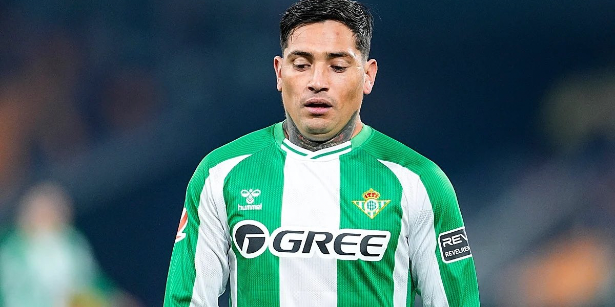 Chimy Ávila durante un partido de esta temporada con el Betis