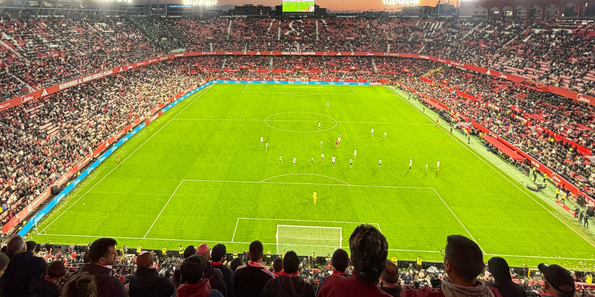 Nueva denuncia para el Sevilla tras el derbi ante el Betis