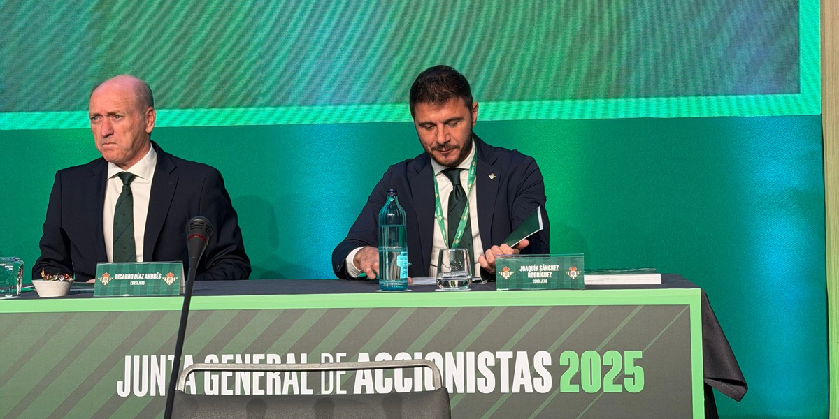 Joaquín Sánchez se estrena como consejero en la Junta del Betis