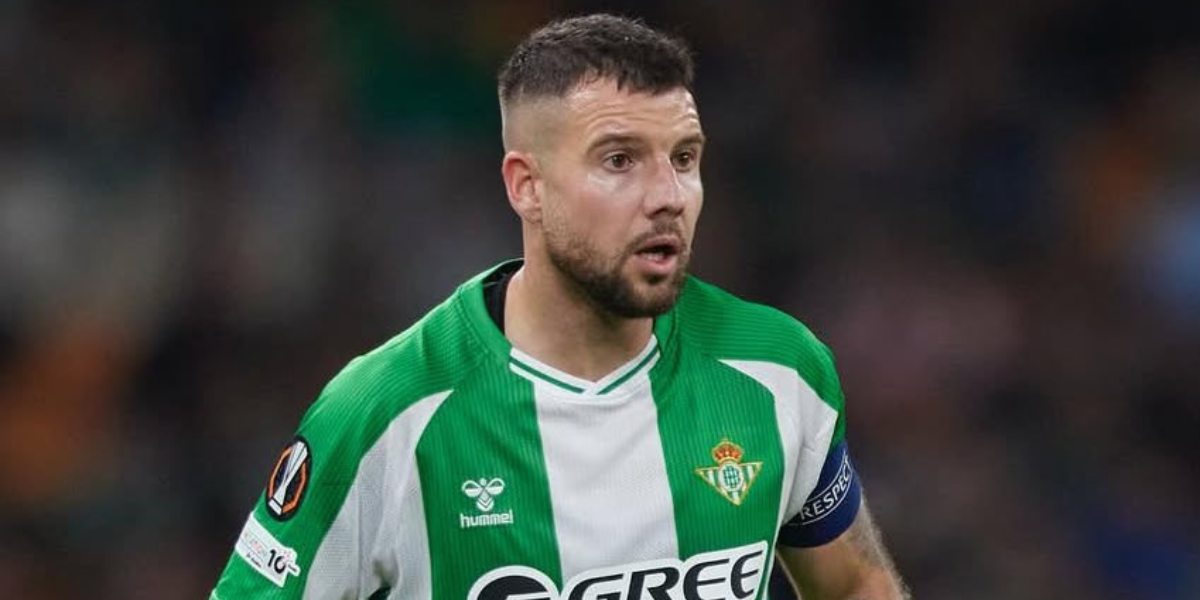 Aitor Ruibal durante un partido con el Betis 