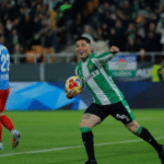 Chimy celebra su gol al Elche