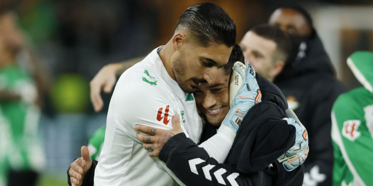 Álvaro Valles celebrando la victoria ante el Villarreal