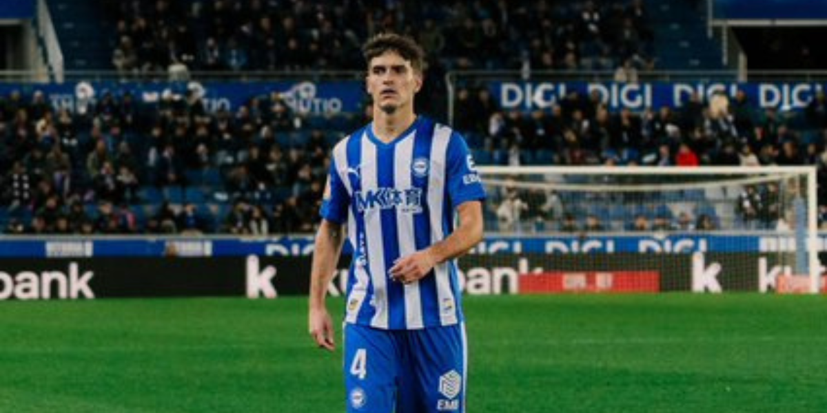 Denis Suárez durante un partido con el alavés 
