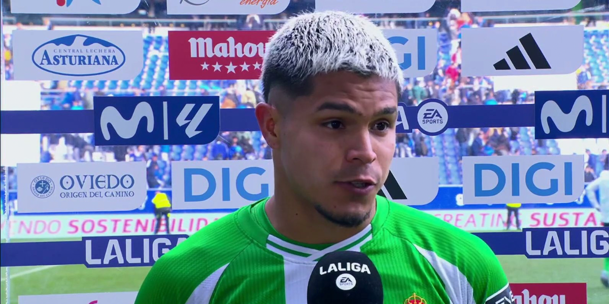 Entrevista a Cucho Hernández tras el duelo ante el Oviedo