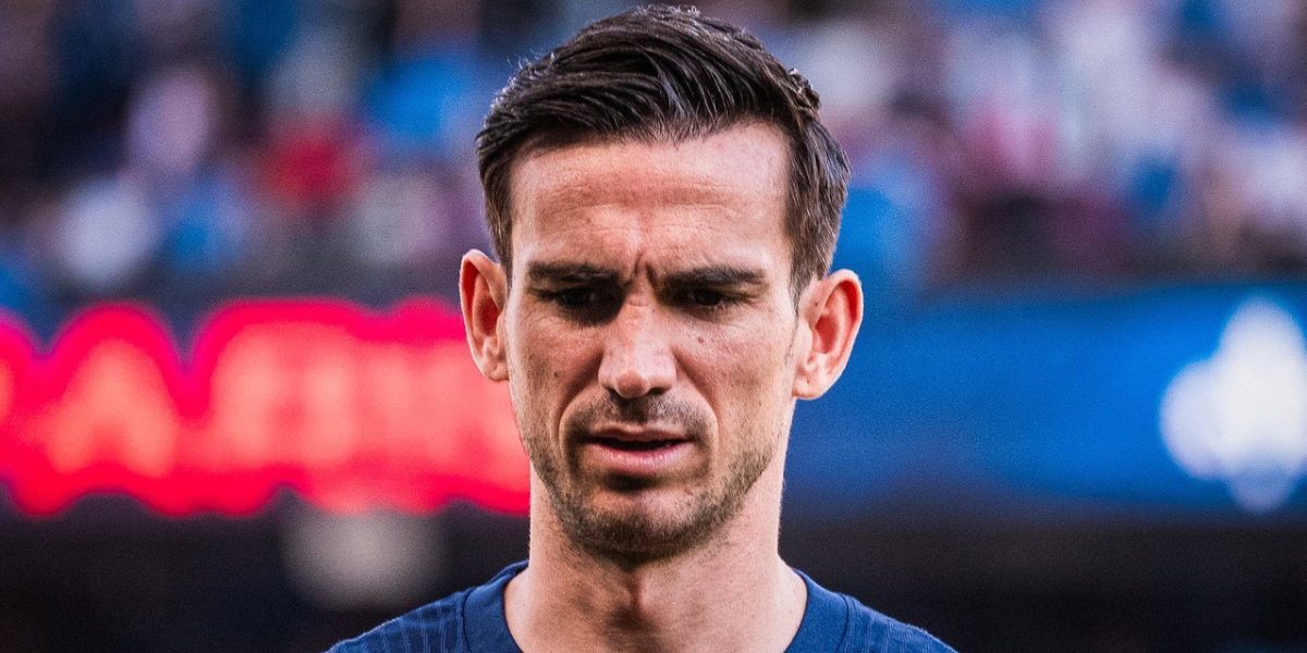 Fabián durante un partido con el PSG