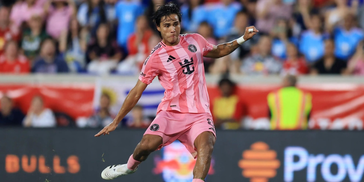 Telasco Segovia durante un partido con el Inter de Miami 