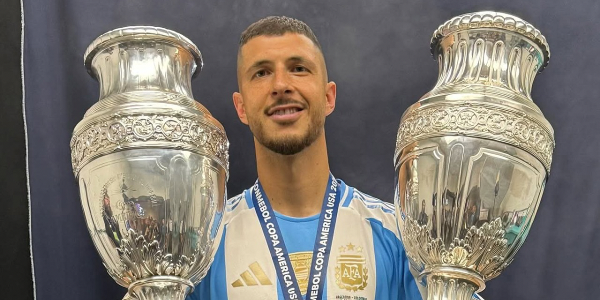 Guido con las dos Copa Americas ganadas con Argentina