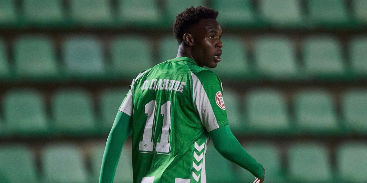 Destiny durante un partido con el Betis Deportivo 