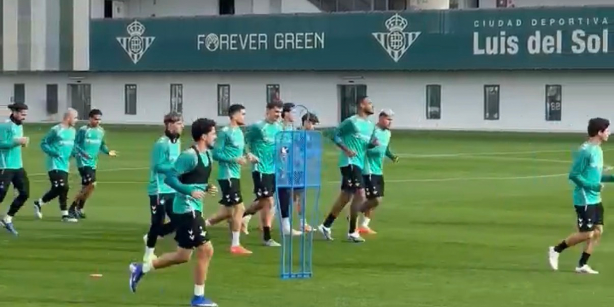 Entrenamiento del Betis previo al choque ante el Madrid