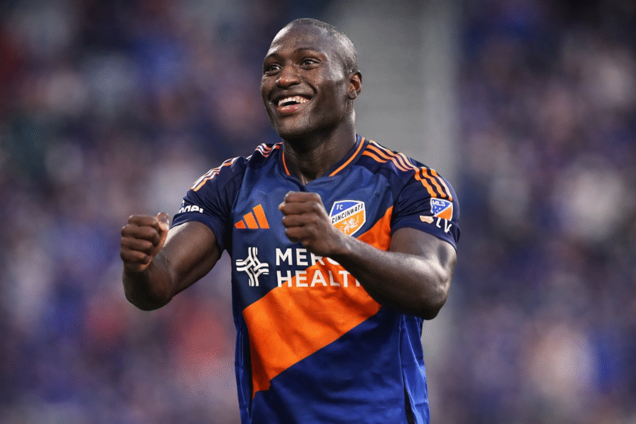 Denkey, delantero que interesa al Betis