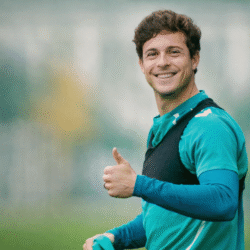 Riquelme durante un entrenamiento del Betis