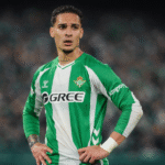 Antony durante un encuentro del Betis