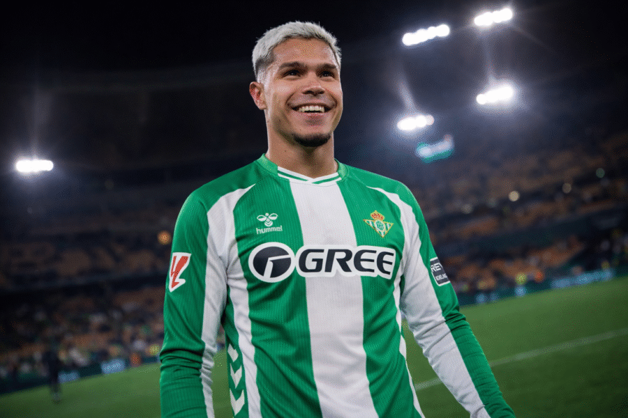 Cucho tras una victoria con el Betis