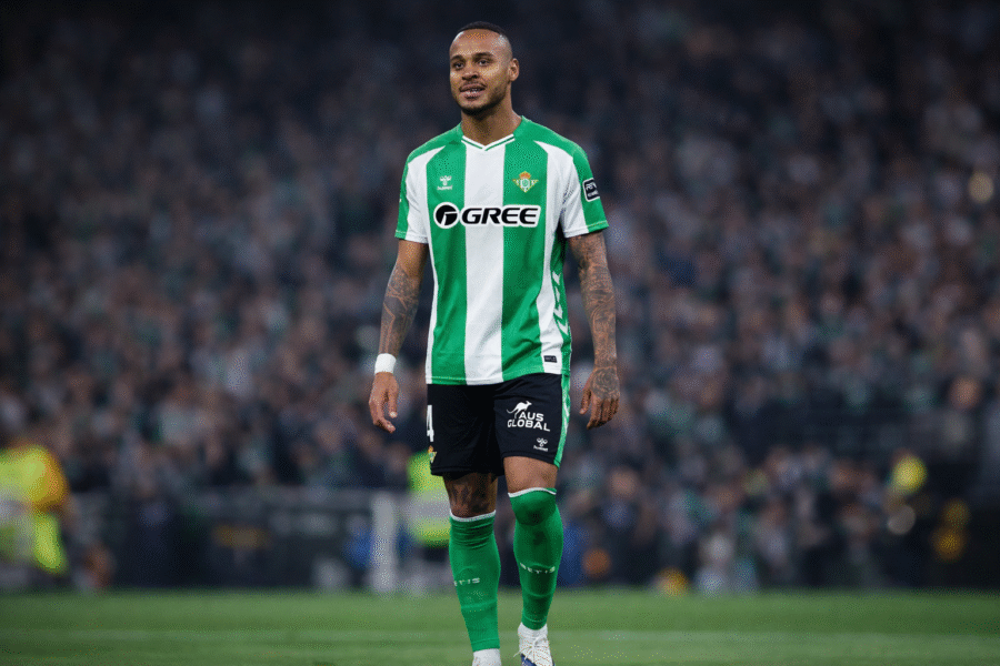 Natan durante un partido del Betis