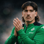 Bellerin, antes de un partido con el Betis