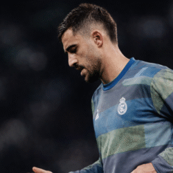 Dani Ceballos calentando