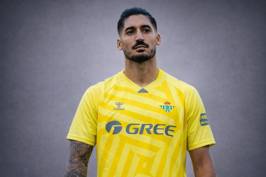 Alvaro Valles, en la previa de un partido con el Betis