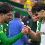 Celebración de Abde y Fornals ante el Valencia