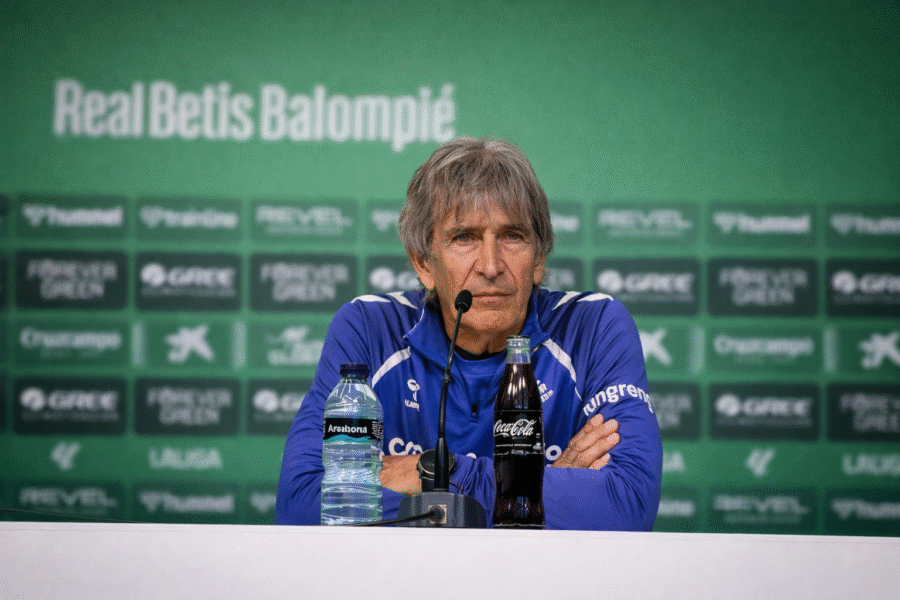 Pellegrini en la rueda de prensa previa al Rayo