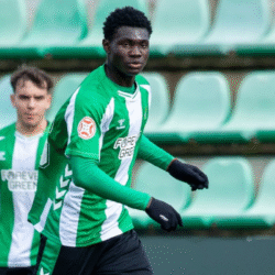 Emmanuel en su debut con el Betis Deportivo