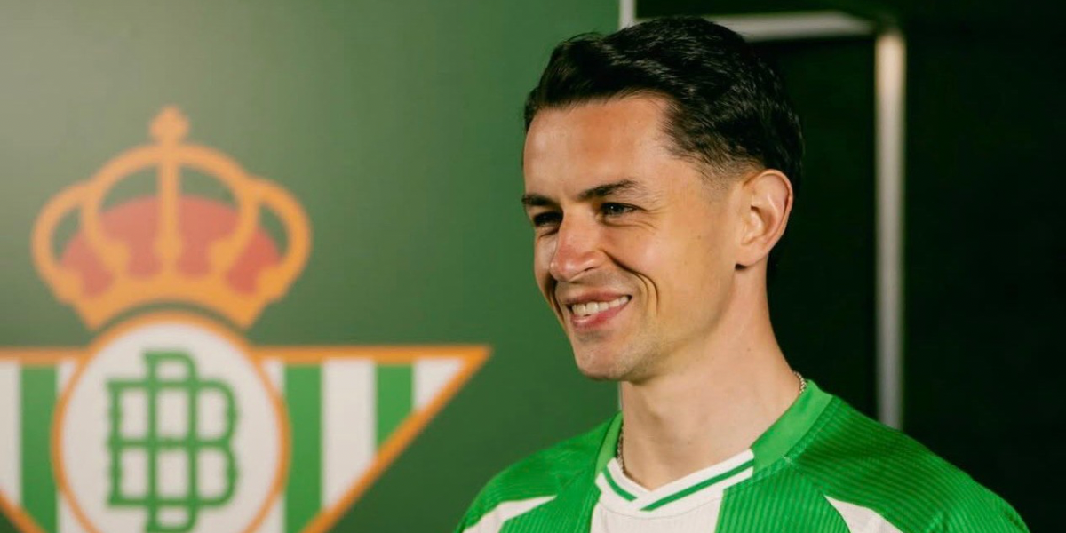 Fidalgo, en su presentación, como nuevo jugador del Betis