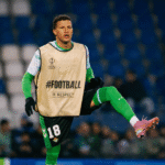 Deossa calentando antes de un partido con el Betis