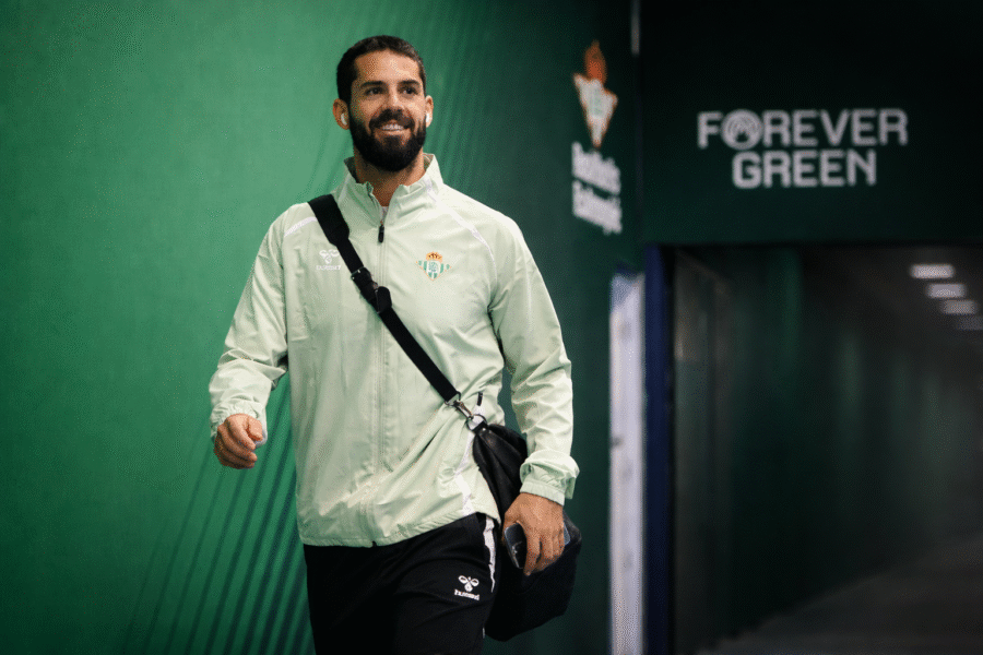 Isco llegando a La Cartuja