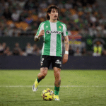 Bellerín durante un partido con el Betis