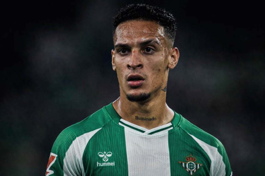 El rostro de Antony durante un partido del Betis