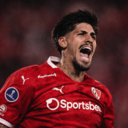 Kevin Lomónaco, central pretendido por el Betis