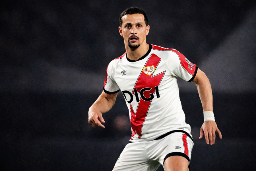 Luiz Felipe durante un encuentro con el Rayo