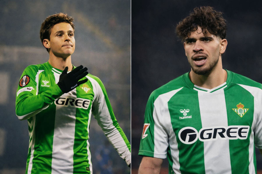 Riquelme y Abde durante un partido del Betis