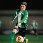 Morante en un encuentro con el filial del Betis