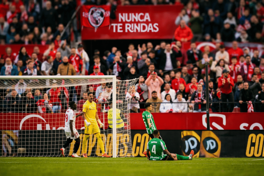 Natan celebrando en el Pizjuán
