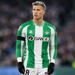 Deossa durante un encuentro con el Betis