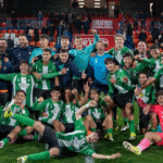 Celebración del juvenil de la victoria en la Copa