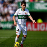 Febas durante un partido con el Elche