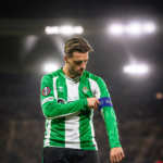 Lo Celso con el brazalete de capitán del Betis