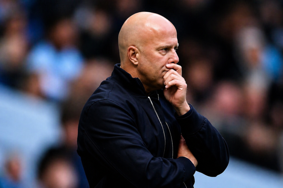 Slot , entrenador del Liverpool