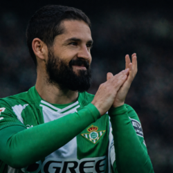 Isco Alarcón tras renovar con el Betis