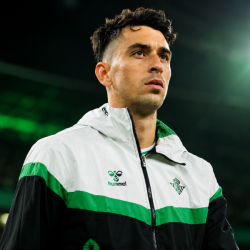 Marc Roca antes de un partido con el Betis